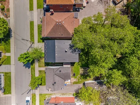 176 Nelson Street Kingston ON K7L 3X1