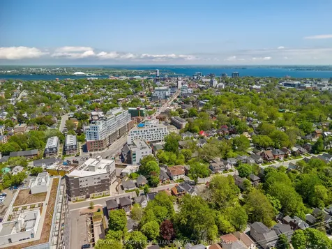176 Nelson Street Kingston ON K7L 3X1