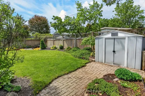 1491 Windermere Avenue Peterborough ON K9J 6T1