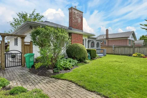 1491 Windermere Avenue Peterborough ON K9J 6T1