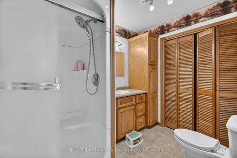 441 Coombs Street North Huron ON N0M 1H0