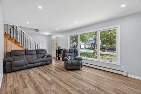 441 Coombs Street North Huron ON N0M 1H0