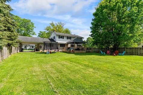 441 Coombs Street North Huron ON N0M 1H0