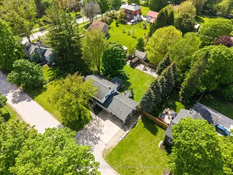 441 Coombs Street North Huron ON N0M 1H0