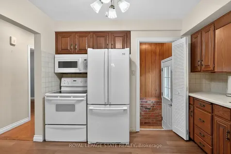 88 West 33rd Street Hamilton ON L9C 5J1