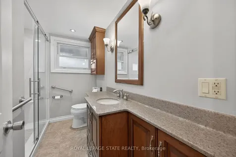 88 West 33rd Street Hamilton ON L9C 5J1