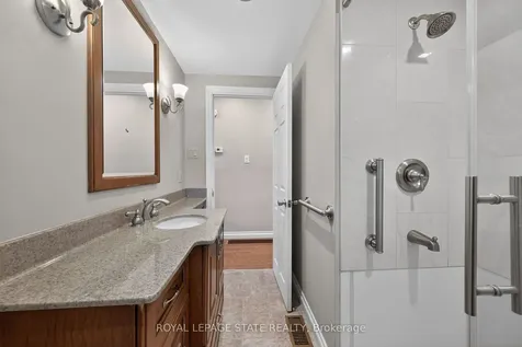 88 West 33rd Street Hamilton ON L9C 5J1