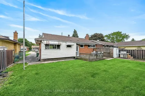 88 West 33rd Street Hamilton ON L9C 5J1