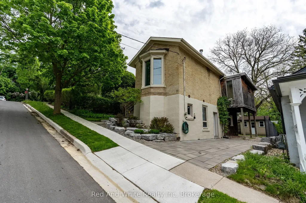 23 Pearl Street Guelph ON N1E 2E4