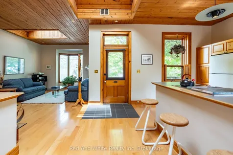 23 Pearl Street Guelph ON N1E 2E4