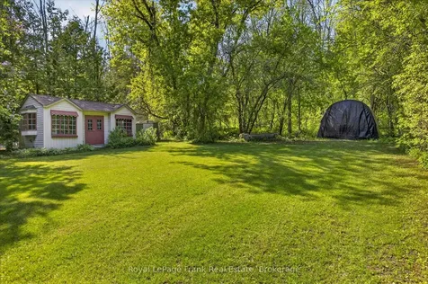 688 North Shore Drive E Otonabee-south Monaghan ON K0L 1B0
