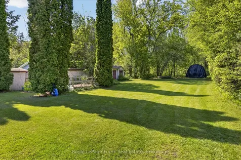 688 North Shore Drive E Otonabee-south Monaghan ON K0L 1B0