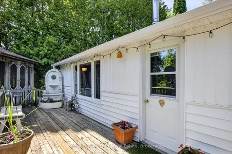 688 North Shore Drive E Otonabee-south Monaghan ON K0L 1B0