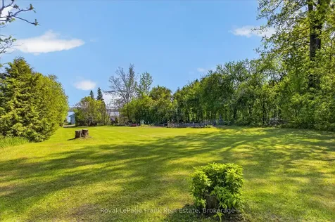 692 North Shore Drive E Otonabee-south Monaghan ON K0L 1B0