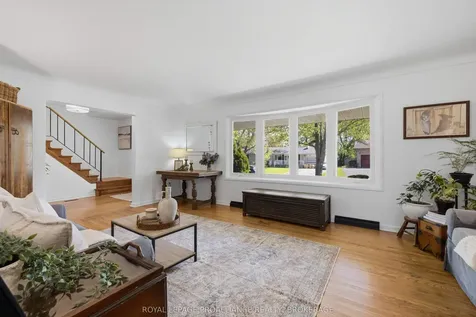 102 Herchmer Crescent Kingston ON K7M 2V9