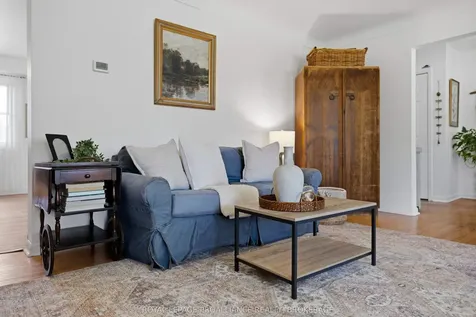 102 Herchmer Crescent Kingston ON K7M 2V9