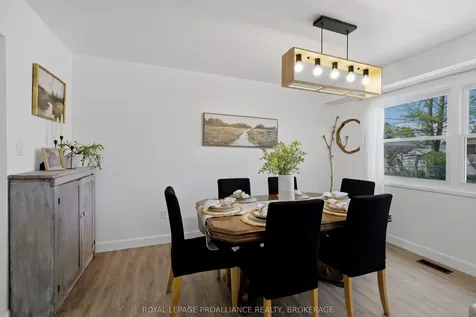 102 Herchmer Crescent Kingston ON K7M 2V9