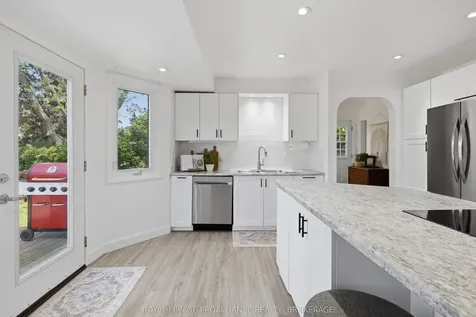 102 Herchmer Crescent Kingston ON K7M 2V9