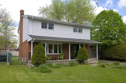 102 Herchmer Crescent Kingston ON K7M 2V9