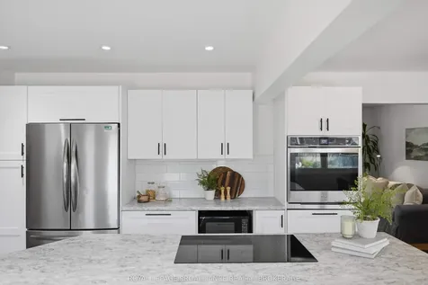 102 Herchmer Crescent Kingston ON K7M 2V9