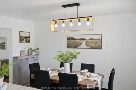 102 Herchmer Crescent Kingston ON K7M 2V9