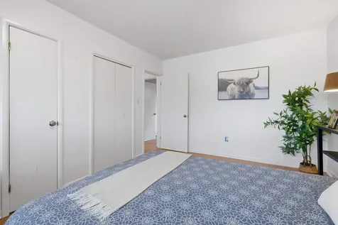 102 Herchmer Crescent Kingston ON K7M 2V9