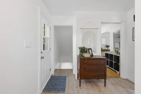 102 Herchmer Crescent Kingston ON K7M 2V9