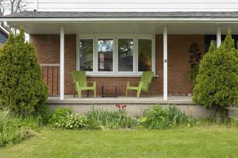 102 Herchmer Crescent Kingston ON K7M 2V9