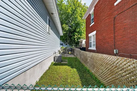 403 3rd Street E Cornwall ON K6H 2E6