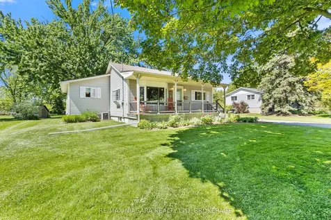 7931 Watson Street Niagara Falls ON L2H 1E4