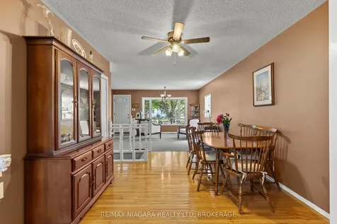 7931 Watson Street Niagara Falls ON L2H 1E4