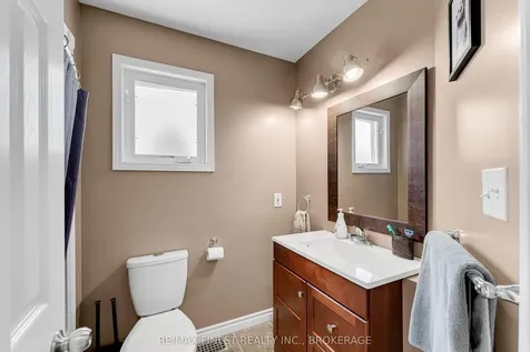 570 Freeman Crescent Kingston ON K7K 7H5