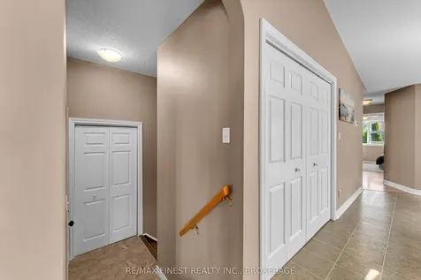 570 Freeman Crescent Kingston ON K7K 7H5