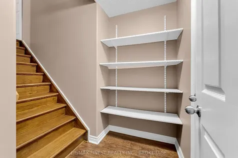 570 Freeman Crescent Kingston ON K7K 7H5