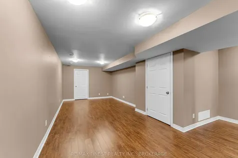 570 Freeman Crescent Kingston ON K7K 7H5