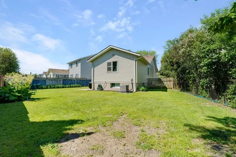 570 Freeman Crescent Kingston ON K7K 7H5