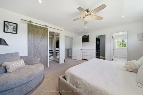 48 Newcastle Court Kitchener ON N2R 0G7