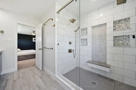 48 Newcastle Court Kitchener ON N2R 0G7