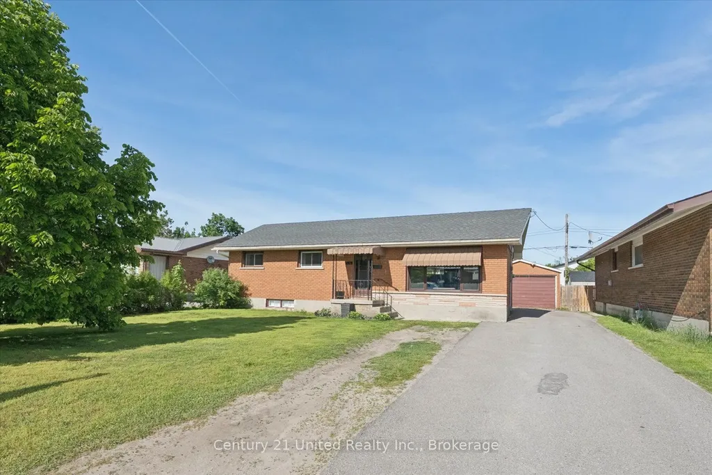 534 Robert Road Peterborough ON K9J 5T1