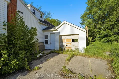 195 Sidney Street Quinte West ON K8V 2S9