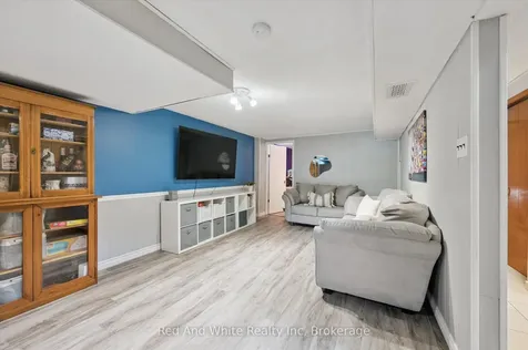 189 Johanna Drive Cambridge ON N1S 4C4