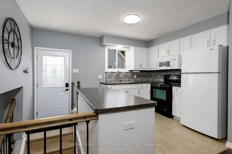 225 Huron Street S St. Marys ON N4X 1B3