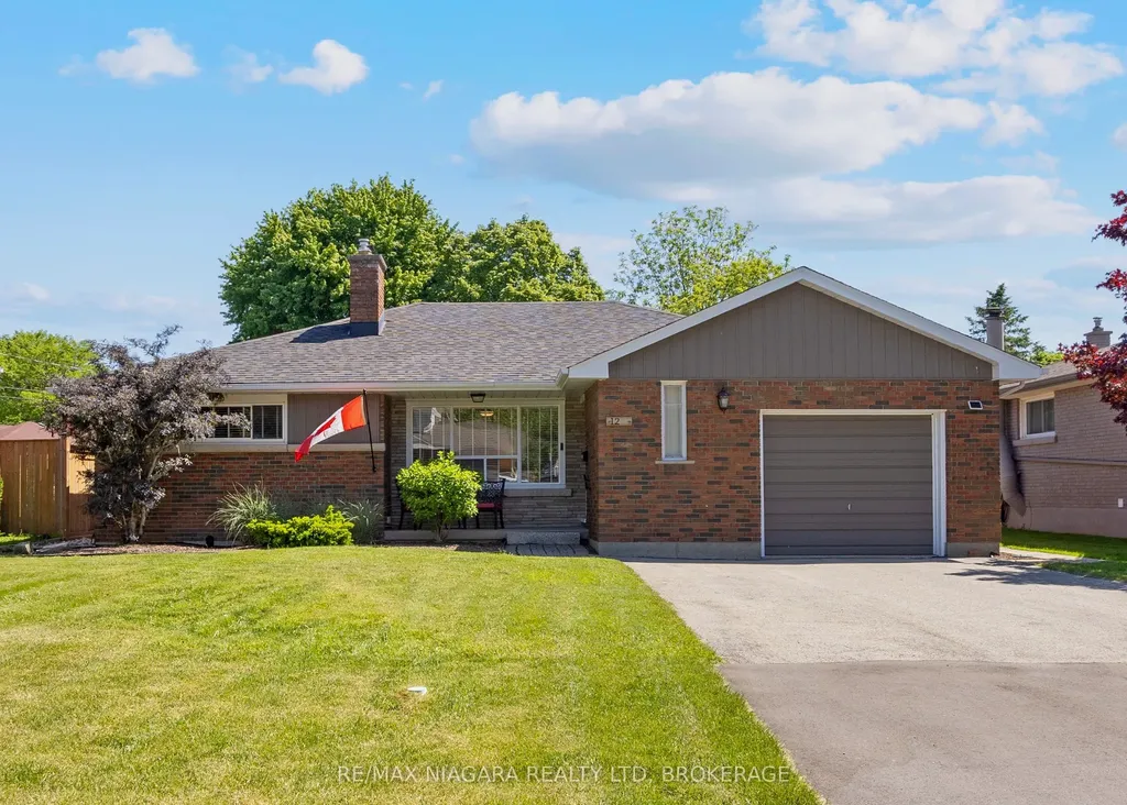 12 Claremount Circle Welland ON L3C 2P5