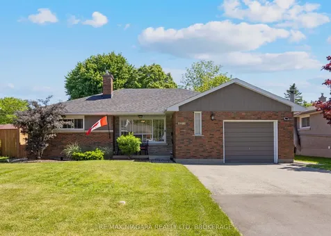 12 Claremount Circle Welland ON L3C 2P5