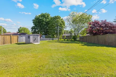 12 Claremount Circle Welland ON L3C 2P5