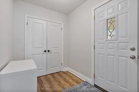 12 Claremount Circle Welland ON L3C 2P5