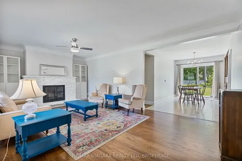 12 Claremount Circle Welland ON L3C 2P5