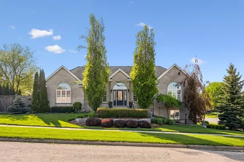 20 Bonniewood Drive Mapleton ON N0G 1P0