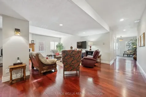 20 Bonniewood Drive Mapleton ON N0G 1P0