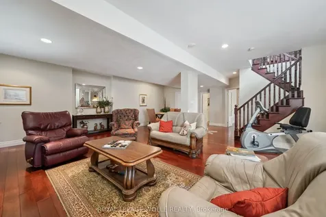 20 Bonniewood Drive Mapleton ON N0G 1P0